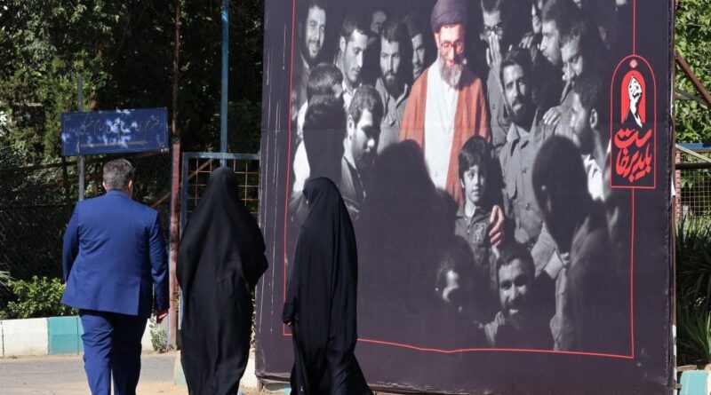 Guerre en Iran : Qui a participé aux funérailles d'Ali Khamenei ?