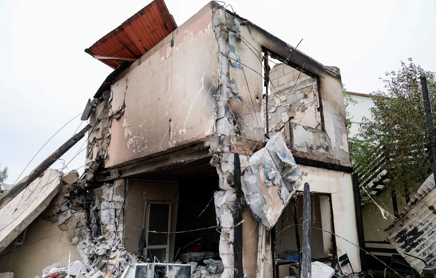 Guerre en Ukraine : Au moins 16 morts dans des frappes des deux camps