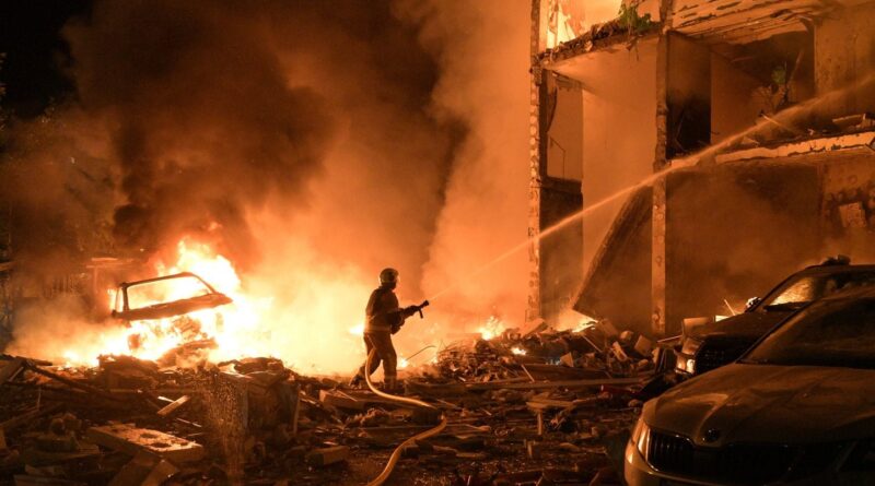 Guerre en Ukraine : Dix morts à Kiev et sa région après frappes russes.