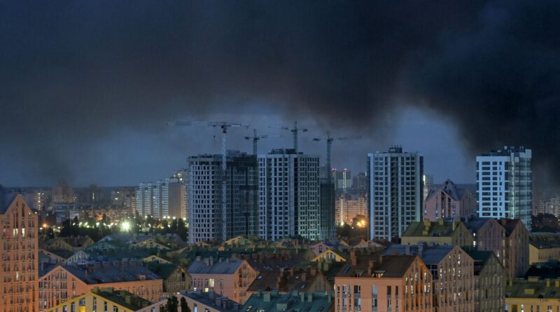 Guerre en Ukraine : Frappes de Moscou et tensions avec la Pologne