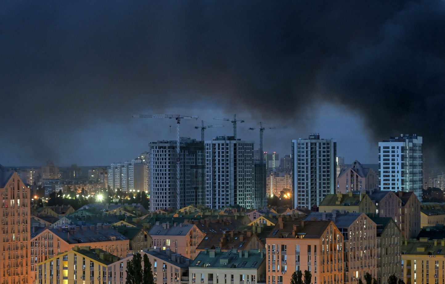 Guerre en Ukraine : Frappes de Moscou et tensions avec la Pologne