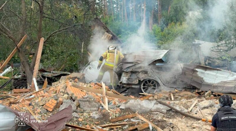 Guerre en Ukraine : Frappes meurtrières des deux côtés, drone russe en Roumanie, Iran menace Kiev