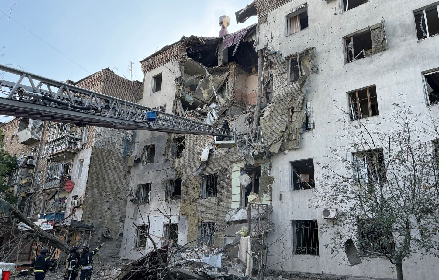 Guerre en Ukraine : Le Premier ministre anglais soutient Zelensky, attaques multiples.