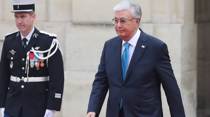 Guerre en Ukraine : Le président du Kazakhstan demande à Poutine d'arrêter les combats
