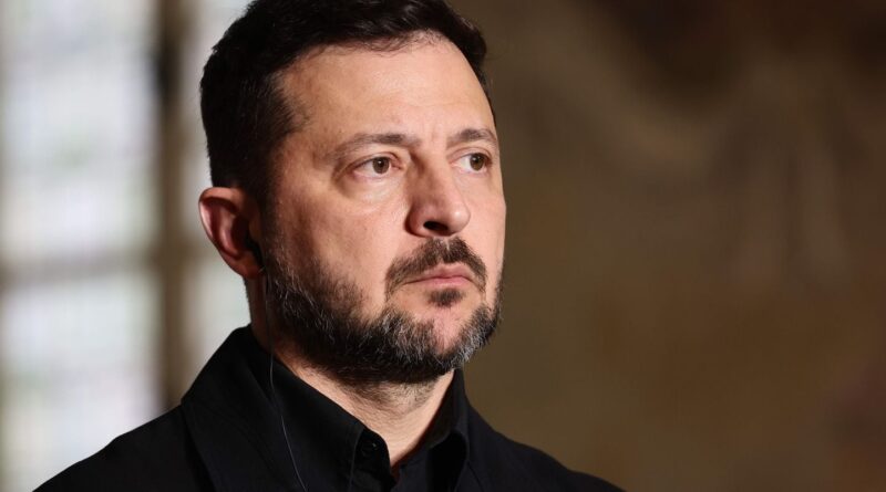 Guerre en Ukraine : Zelensky affirme que la Russie a demandé des renforts à la Corée du Nord
