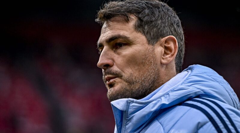 Iker Casillas parle d'une conspiration contre les équipes européennes en 2002.