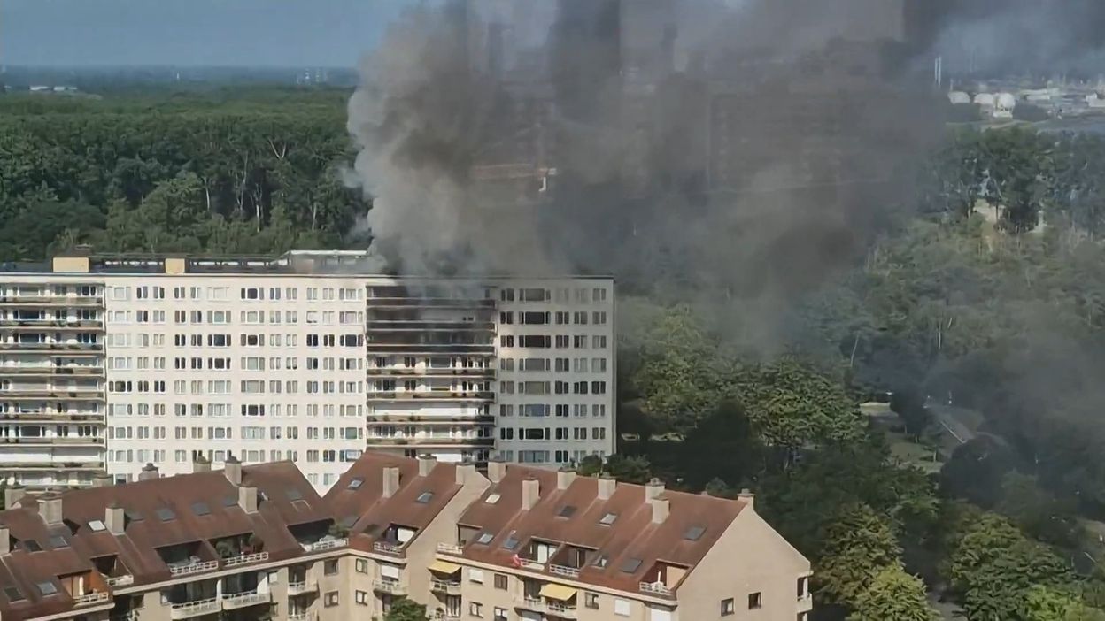 Incendie à Anvers : cinq morts, 16 blessés graves mais hors de danger