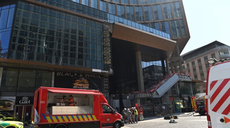 Incendie à Bruxelles : au moins deux morts sur un chantier
