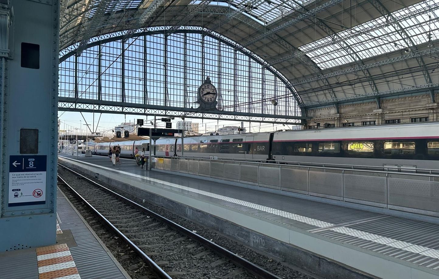 Incendie à la gare de Bordeaux : trajets chamboulés et inquiétude persistante