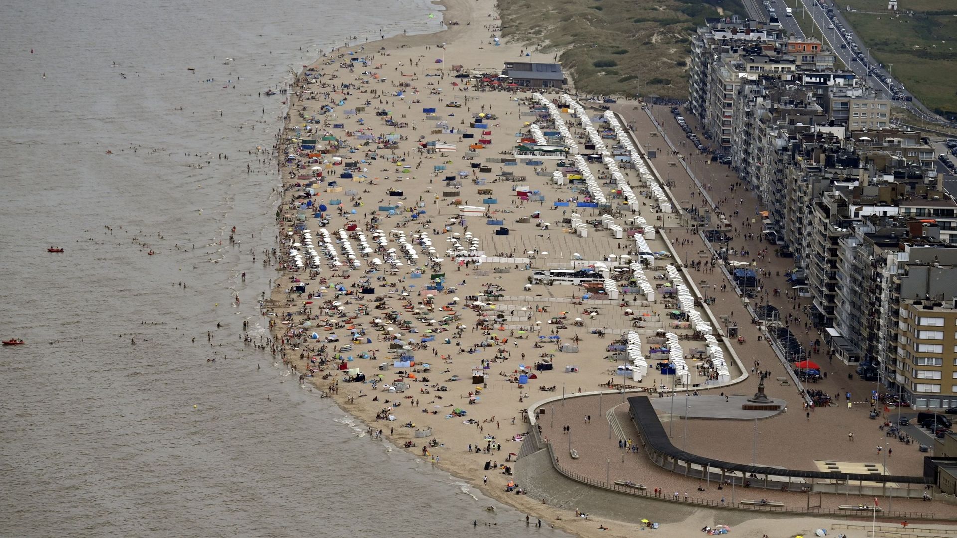 Incendie dans les dunes de Wenduine sur la côte.
