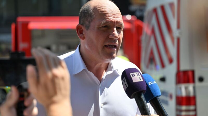 Incendie du bâtiment OXY : Philippe Close adresse ses pensées aux victimes.