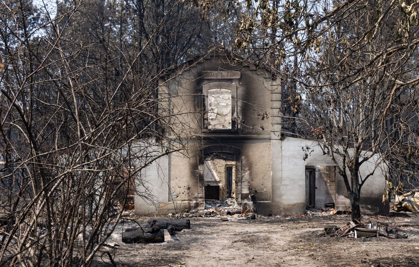 Incendie en Gironde : « Perdre des traces de notre histoire »