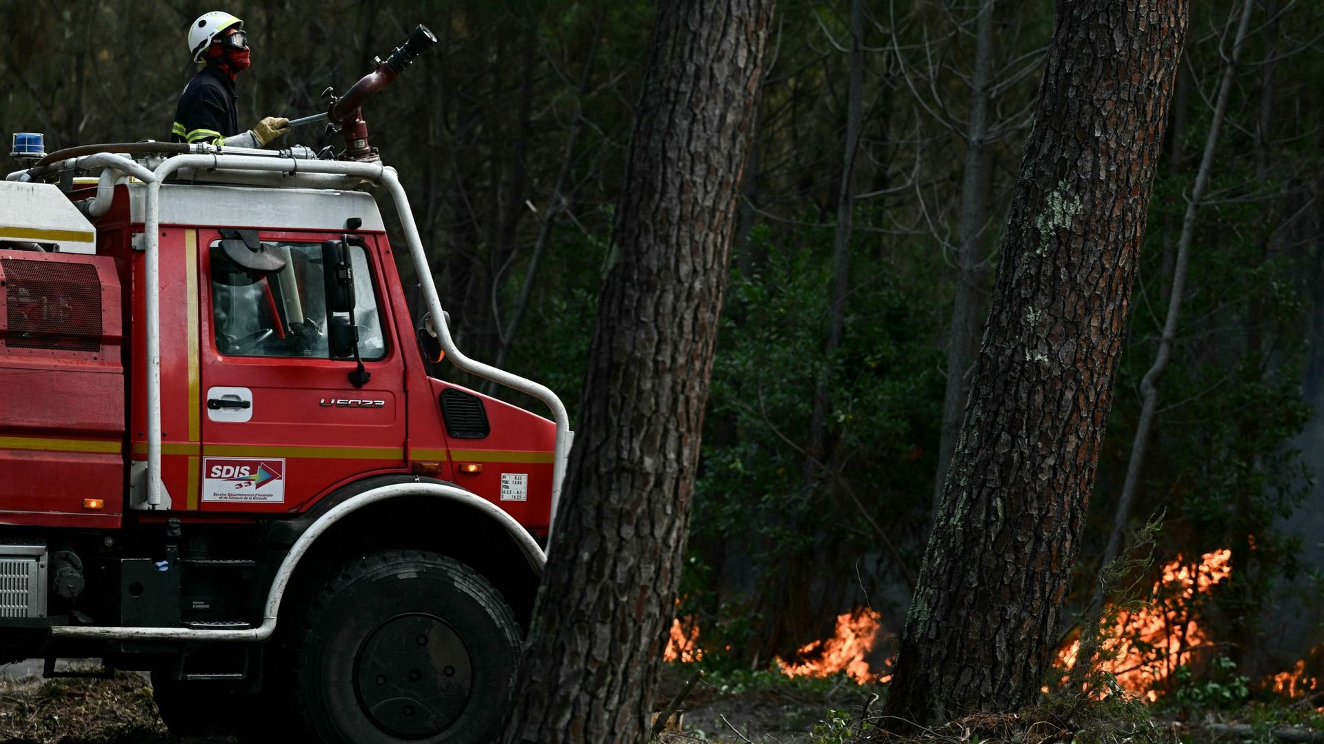 Incendies en Europe : lutte en Turquie, Grèce, Espagne et Angleterre, calme en Gironde.