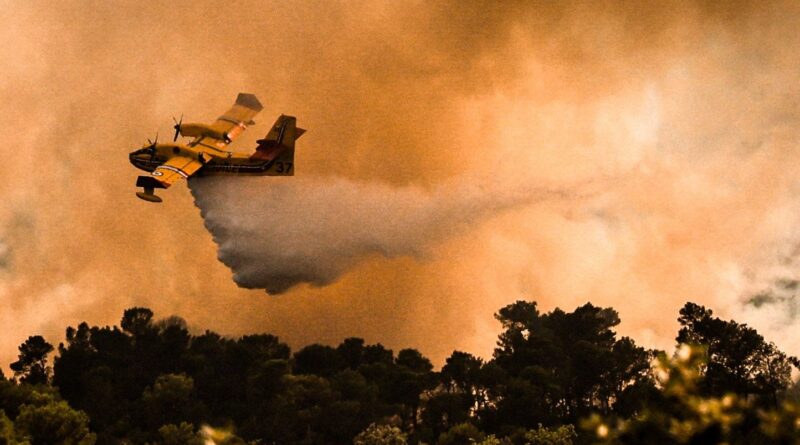 Incendies : En Gironde, l’UE déploie neuf avions et deux hélicoptères