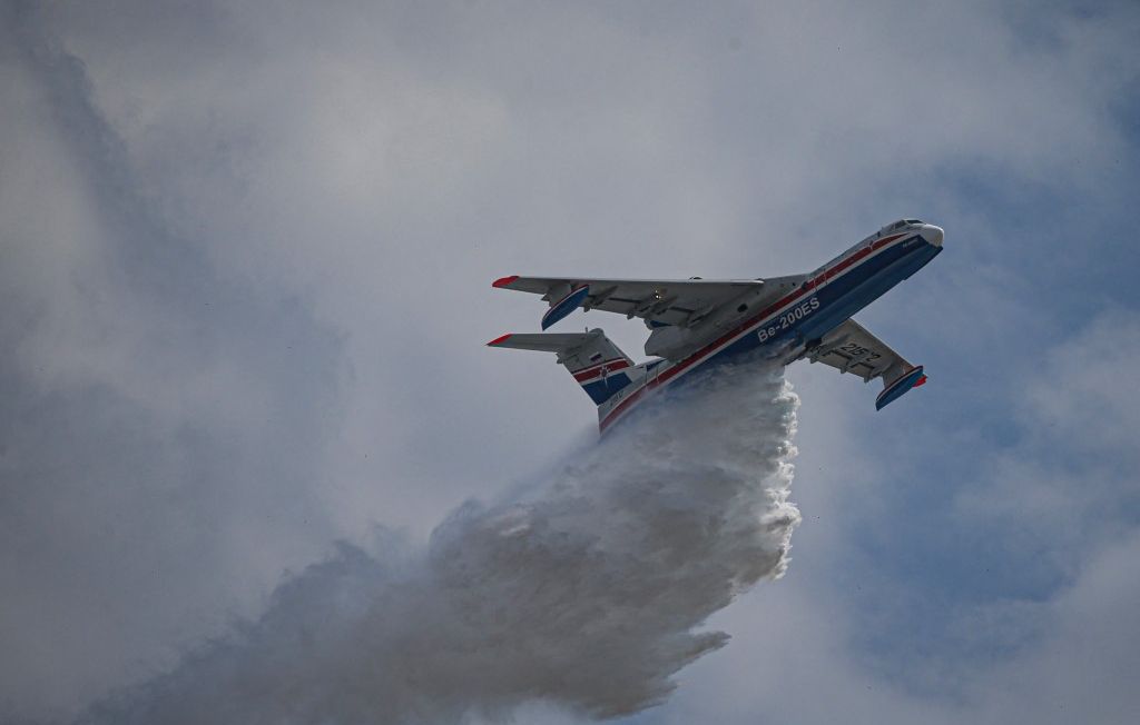 Incendies : Le Beriev Be-200, équivalent russe du Canadair, n'est pas mobilisé.