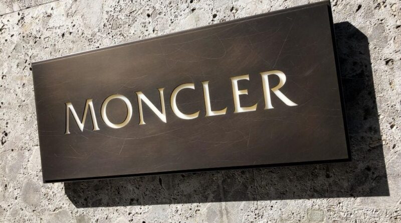 Italie : 11 marques de luxe dont Chanel et Bulgari perquisitionnées