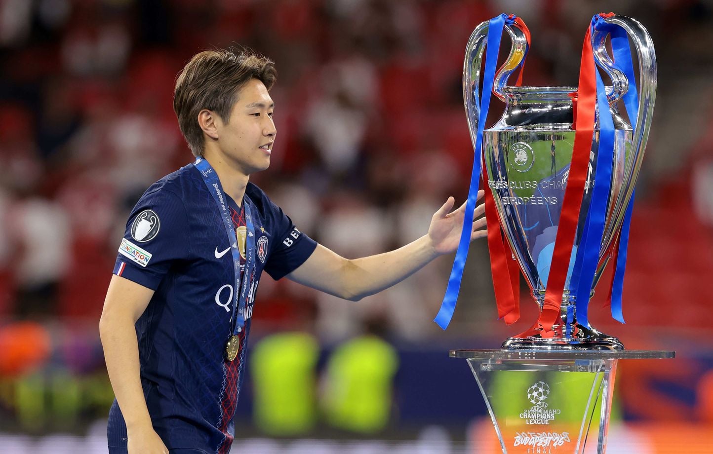 Kang-In Lee quitte officiellement le PSG pour l’Atlético Madrid.