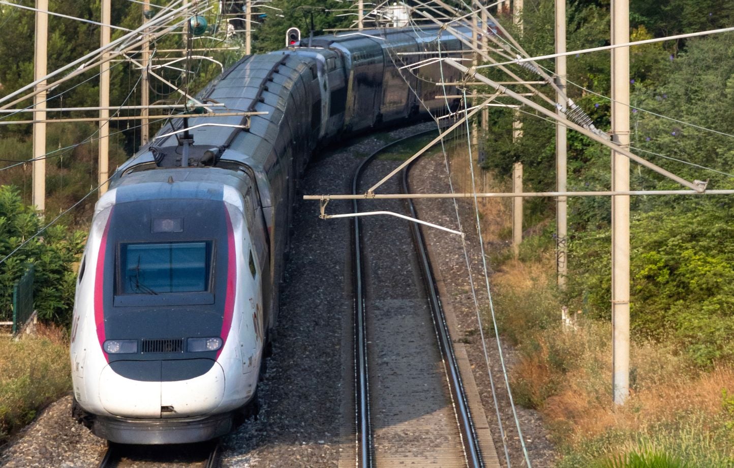 La SNCF pratique-t-elle le surbooking dans ses trains comme les avions ?