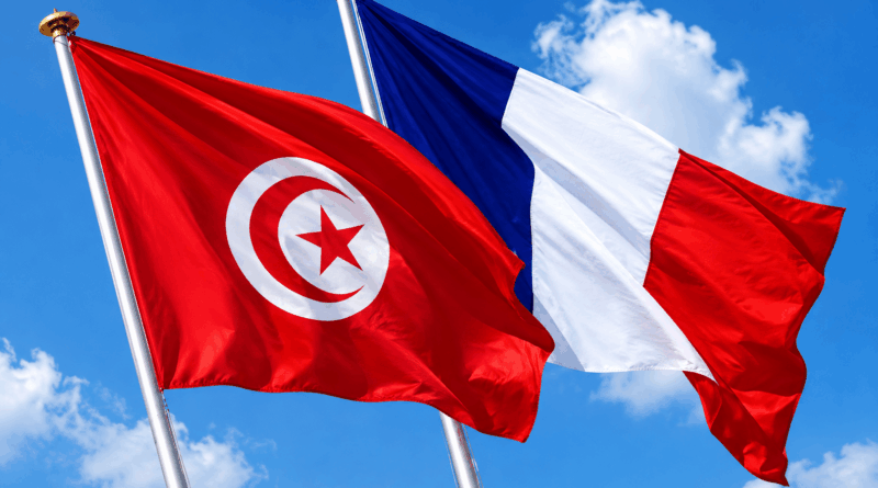 L’ambassadrice française convoquée suite à un entretien avec une personne recherchée en Tunisie.