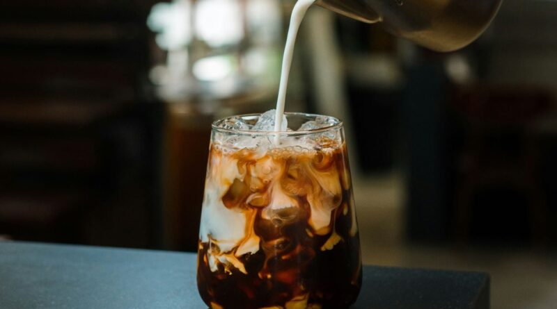 Le café : latte, americano, frappé… un coup de froid cet été