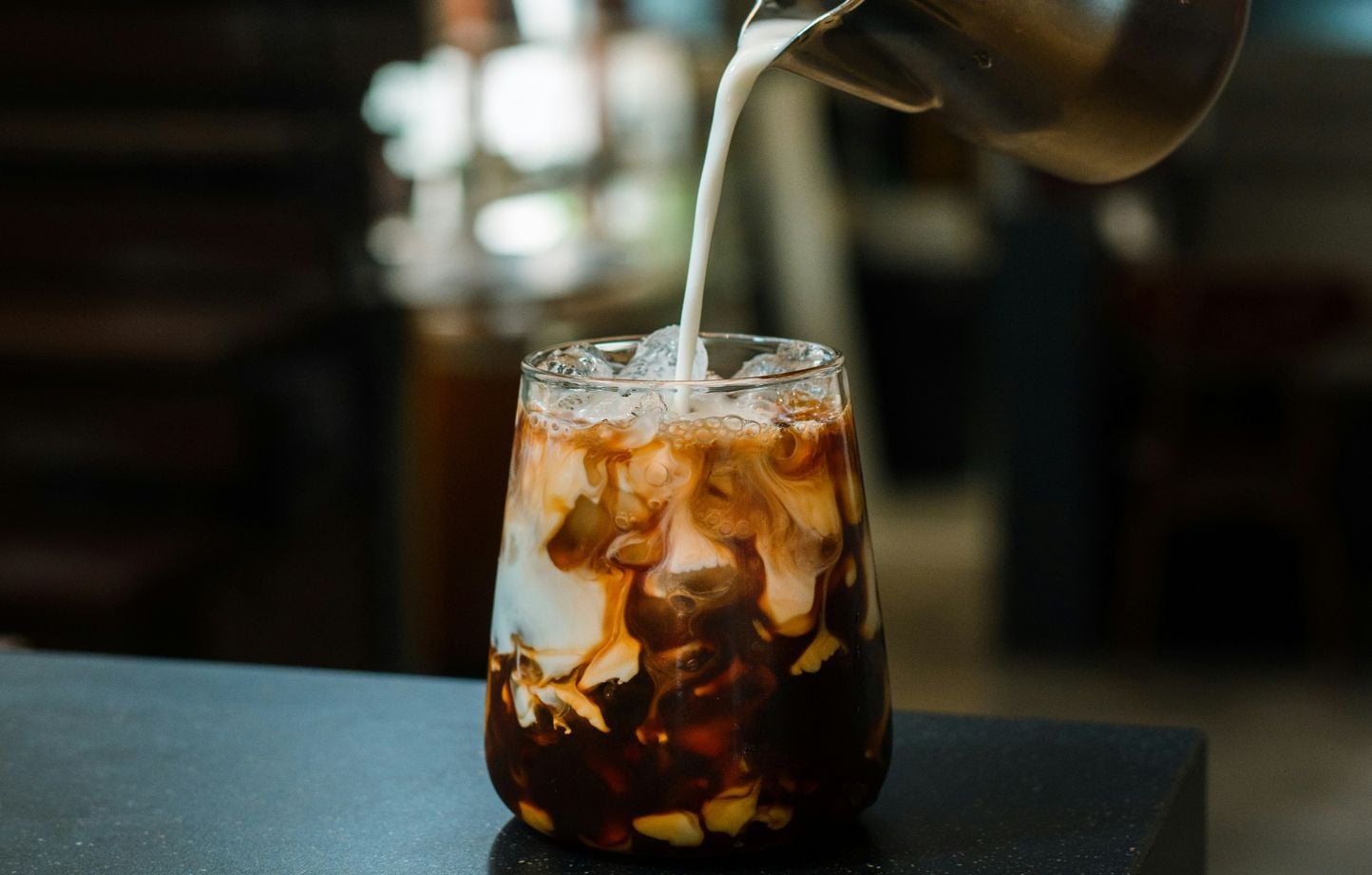 Le café : latte, americano, frappé… un coup de froid cet été