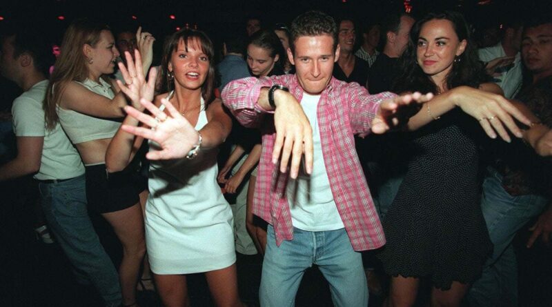 L'été 1996 : « Macarena », Marie-José Pérec aux JO et Dolly, la brebis clonée.