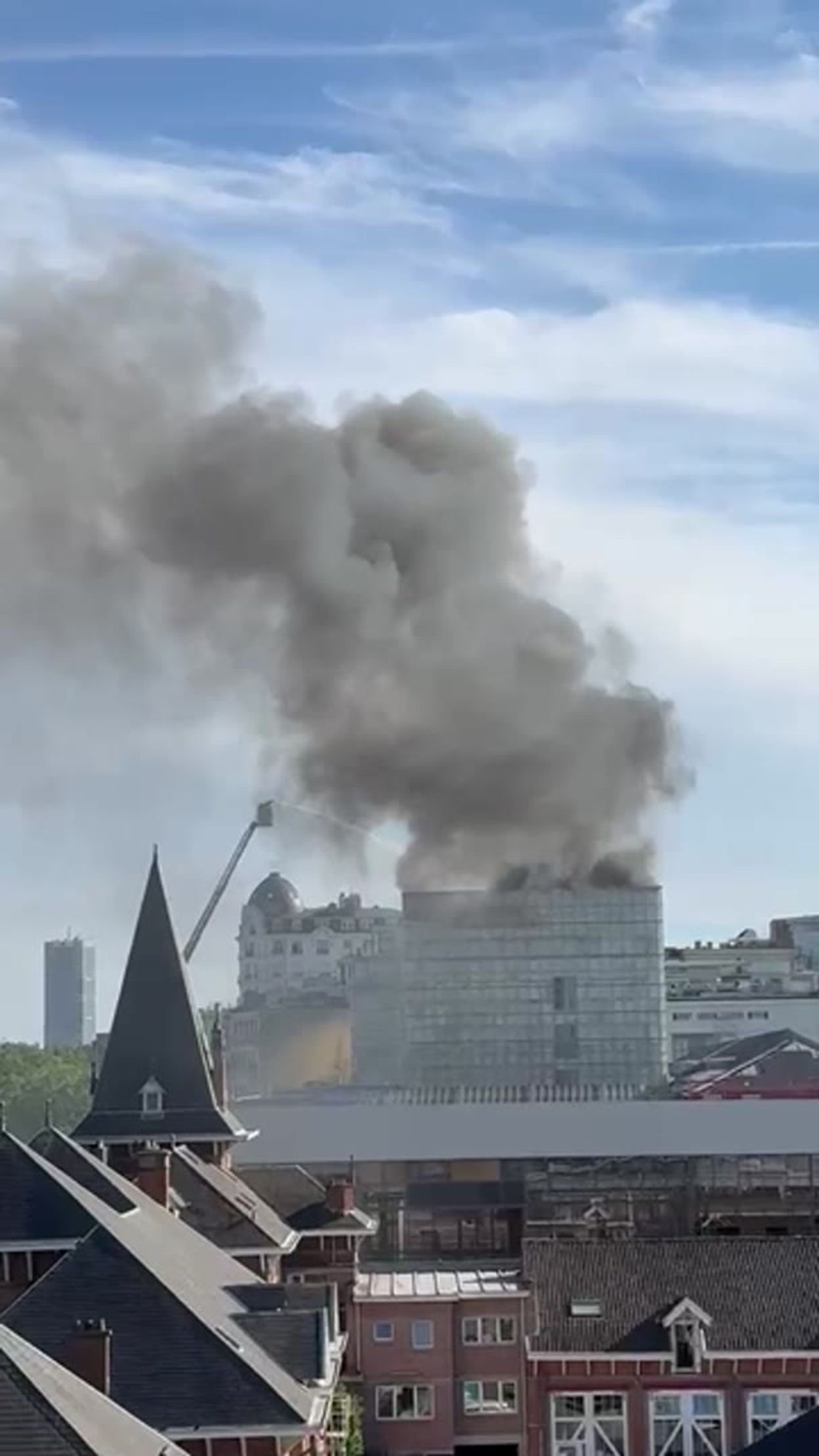 L'incendie au musée Kanal – Centre Pompidou est maîtrisé.