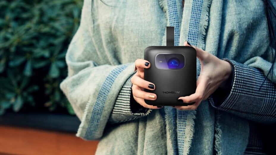 Mini-vidéoprojecteur Full HD avec batterie à -50 % : le deal de l’été