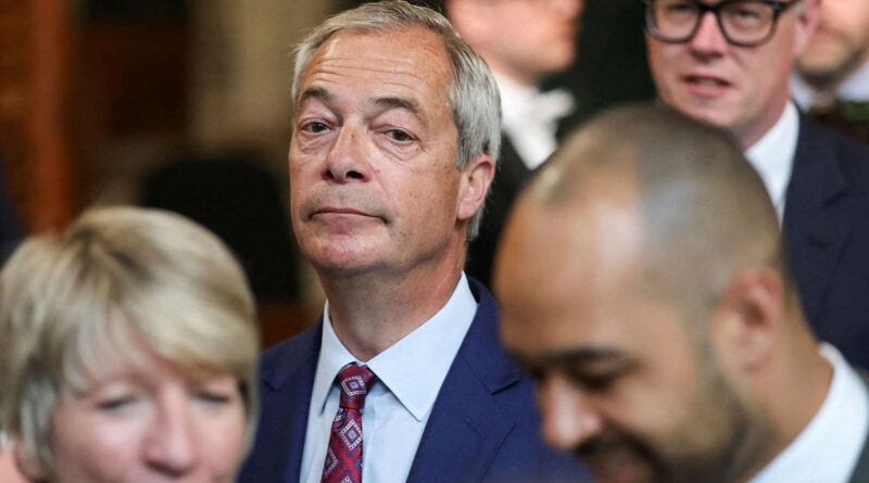 Nigel Farage sous le feu des accusations pour non-déclaration d'avantages