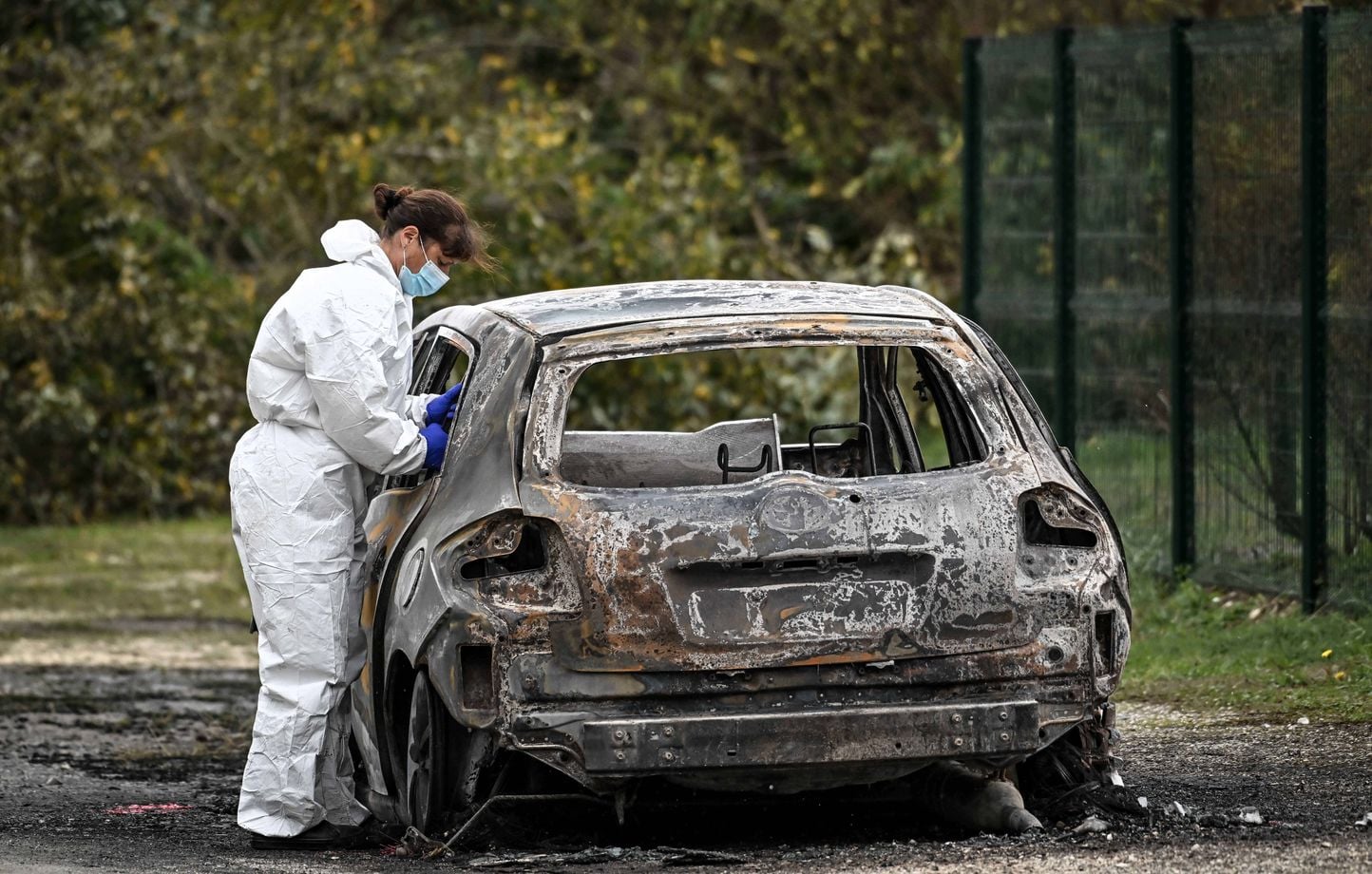 Oise : Deux suspects en prison après la découverte d’un corps brûlé