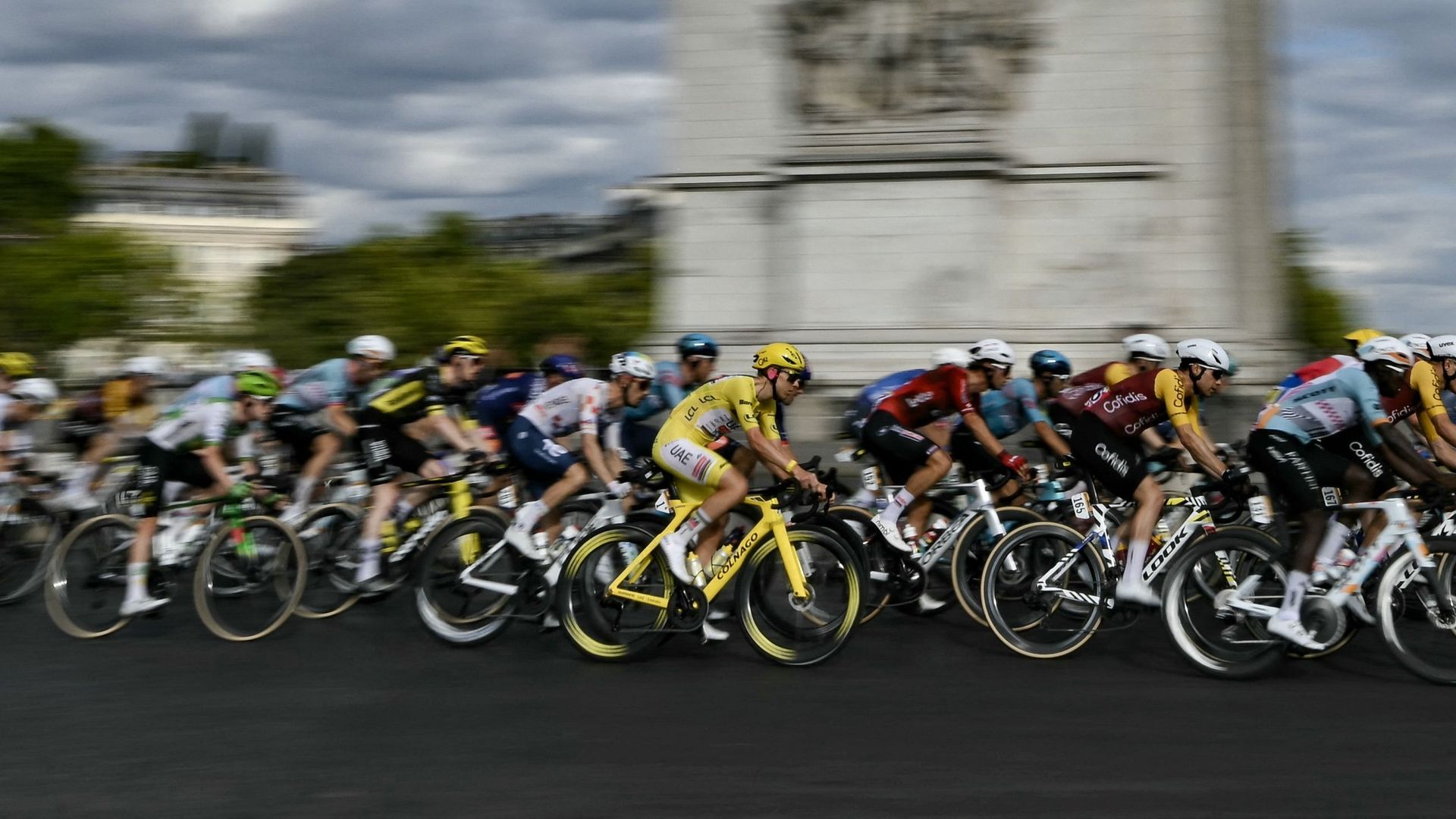 Pogacar, à deux jours de la lanterne rouge, des chiffres fous du Tour de France 2026
