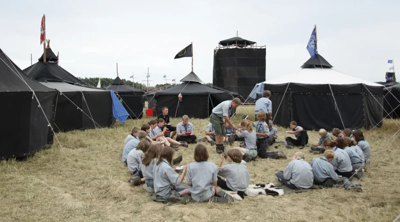 Près de 52.000 scouts partent pour les camps d'été en Belgique ce week-end.