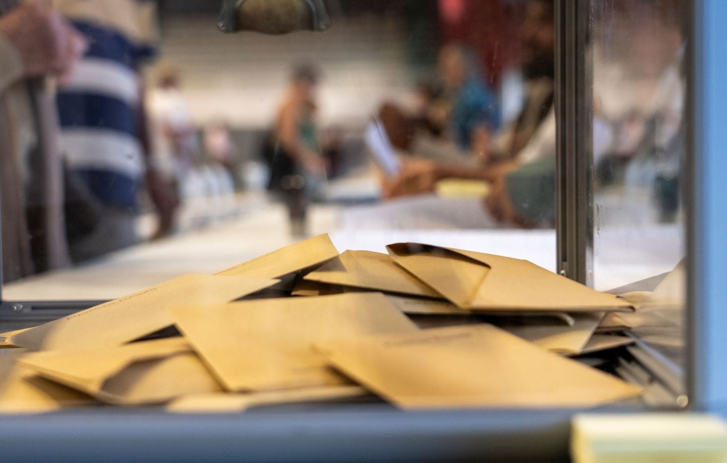 Présidentielle 2027 : Dates du scrutin fixées mais instables.