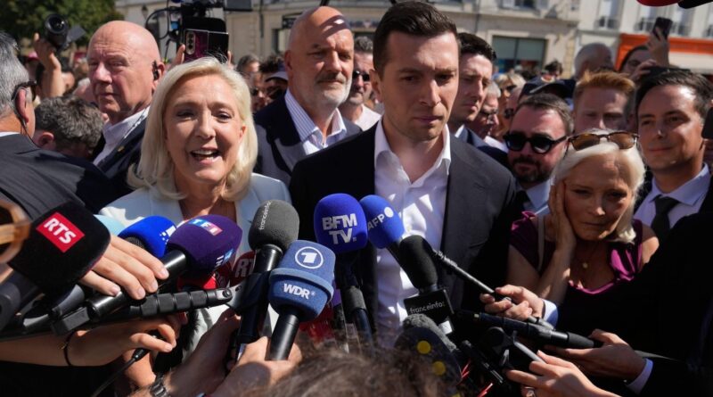 Présidentielle 2027 : Le RN envisage-t-il de changer sa position sur le voile ?