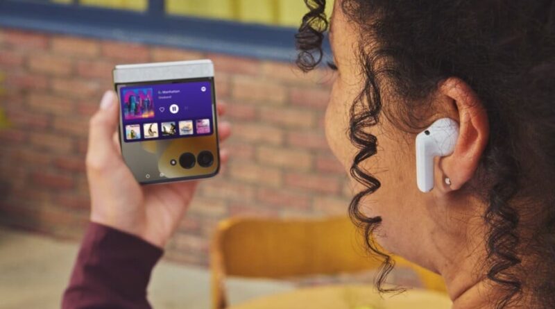 Promo à moins de 800 € : Samsung Galaxy Z Flip 7 ou Motorola Razr 70 ?