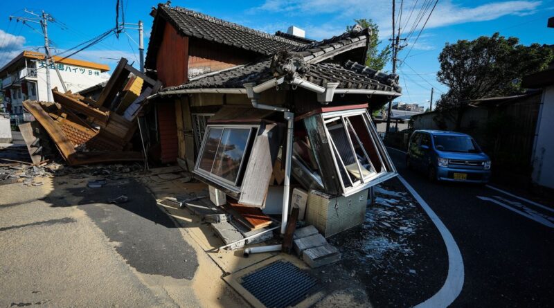 Séisme au Japon : 30 morts, les rescapés redoutent de nouvelles secousses
