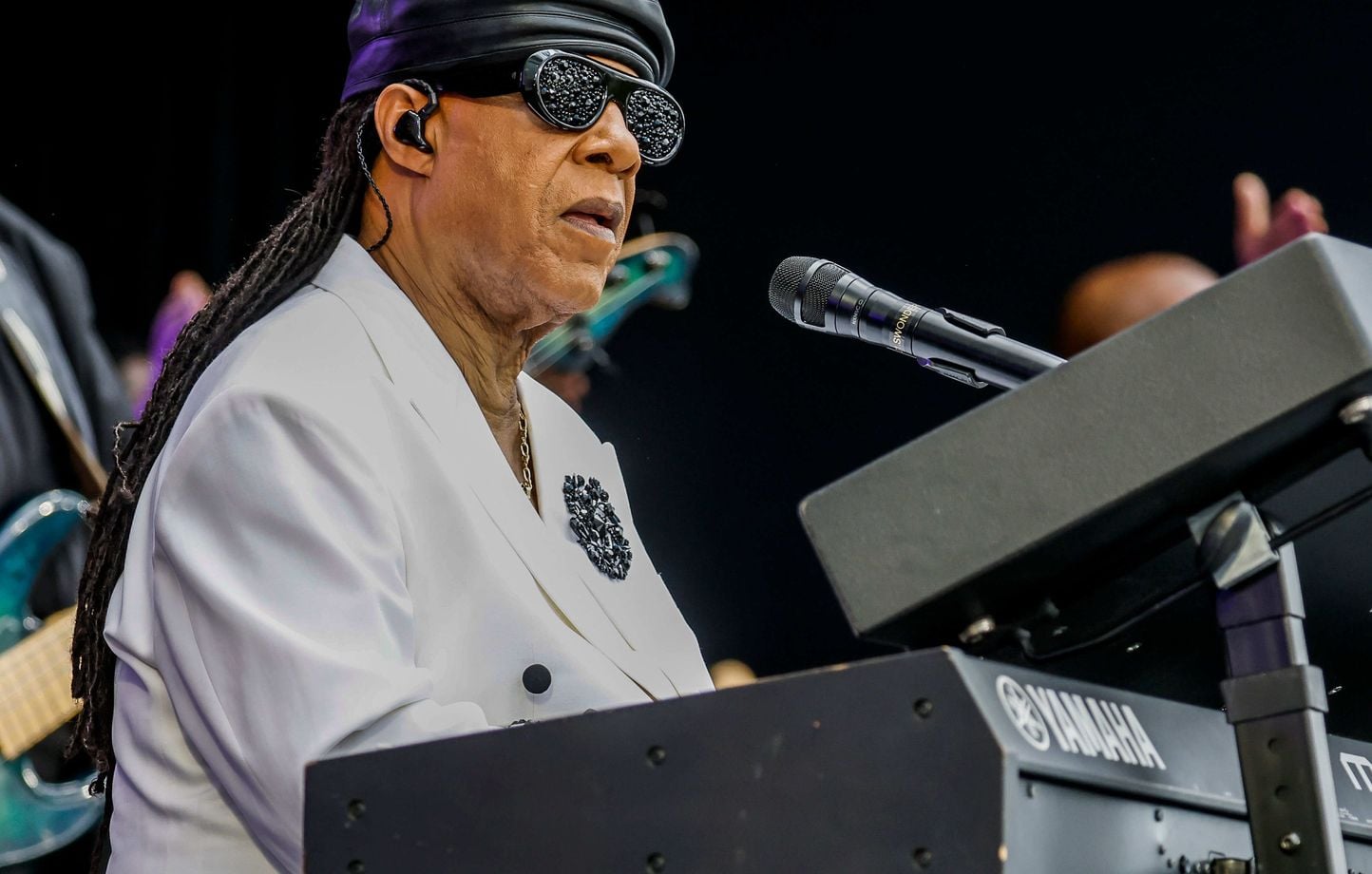 Stevie Wonder annonce son nouvel album « Through the Eyes of Wonder » après 21 ans d'absence.