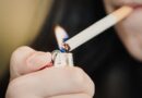 Tabagisme : l'Assurance maladie recommande d'interdire la vente de cigarettes aux jeunes nés après 2009.