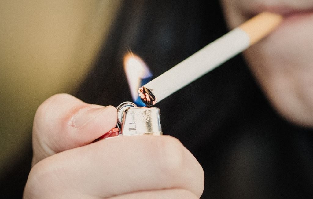 Tabagisme : l'Assurance maladie recommande d'interdire la vente de cigarettes aux jeunes nés après 2009.