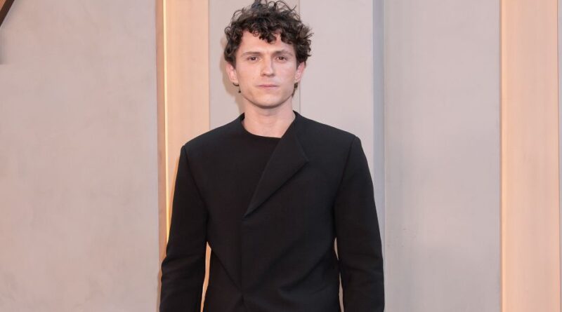 Tom Holland dépasse Christopher Nolan sur le tournage de « L’Odyssée »