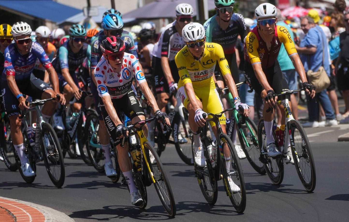 Tour de France 2026 : Vauquelin, Baudin et Paret-Peintre en tête ? Suivez la 10e étape.