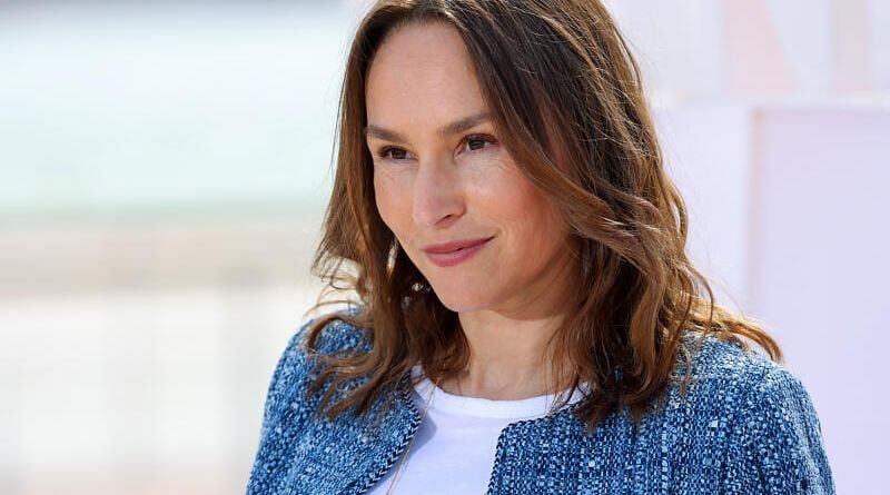 Vanessa Demouy écrit une déclaration touchante pour les 52 ans de son mari.