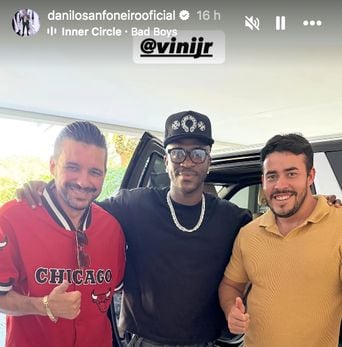 Vinicius Junior révèle un nouveau visage après sa chirurgie esthétique.