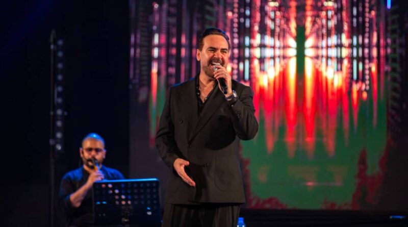 Wael Jassar enchante son public à la 44e édition du Festival international de Boukornine