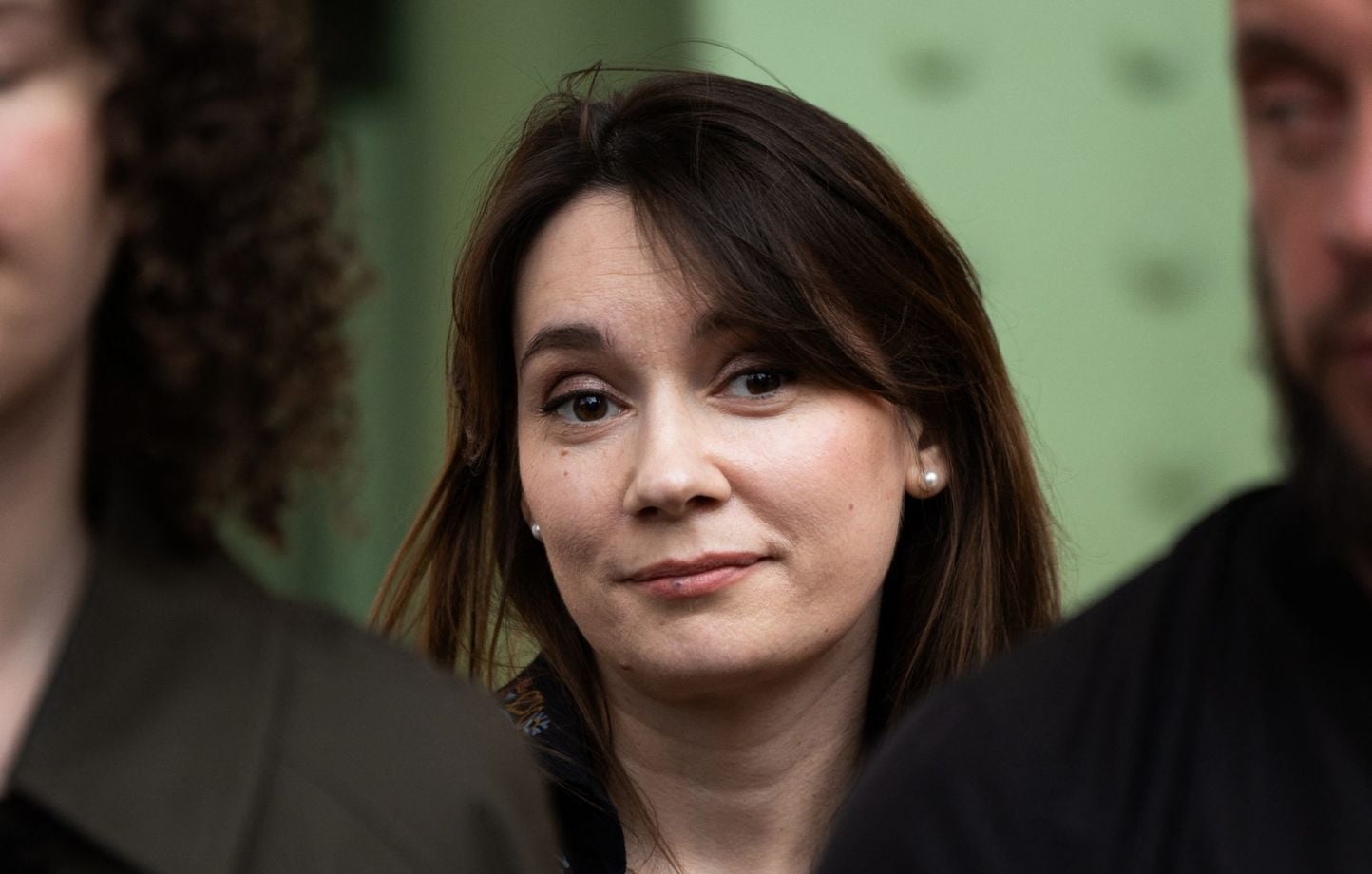Xenia Fedorova : Un arrêté d’expulsion contre la chroniqueuse prorusse