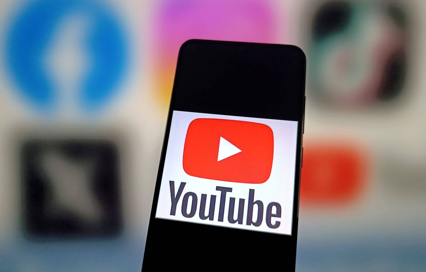 YouTube ne lutte pas contre les vidéos générées par l'IA.