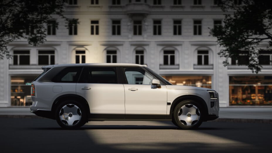 Zeekr lance le 9X en Europe : SUV hybride chinois avec 900 ch et recharge en 9 minutes