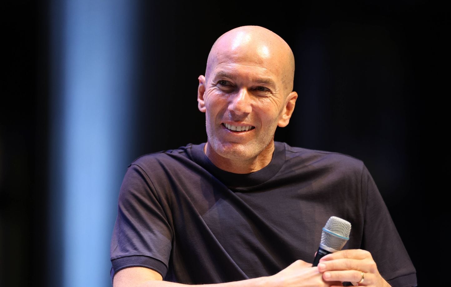 Zidane sélectionneur de l’équipe de France : Suivez l’annonce ce mercredi.