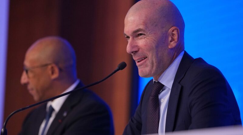 Zinédine Zidane, sélectionneur des Bleus : « Un rêve » après « cinq ans à attendre »