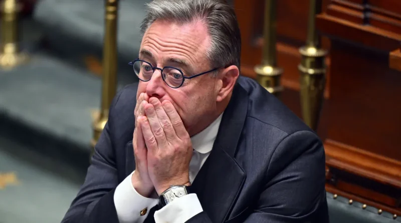 10 milliards à trouver et taux obligataires en hausse, casse-tête pour De Wever
